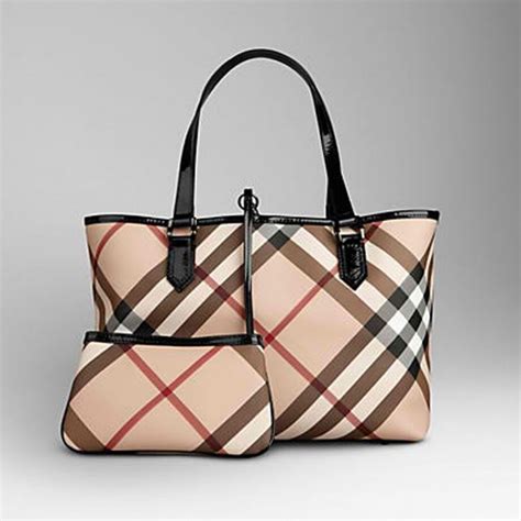 borsa shopping burberry prezzo|Borse da donna di Burberry .